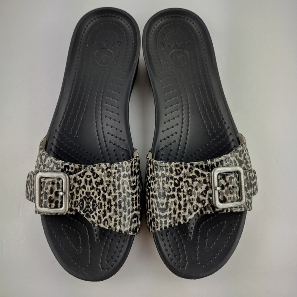 Crocs Sarah Leopard Women's Sandals